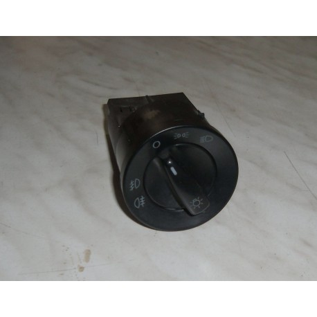 Lichtschalter VW Passat 3B 3B0941531C mit NSW